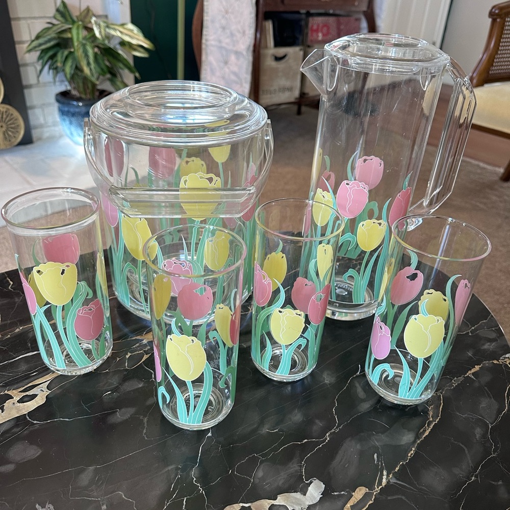 Vintage Culver Acrylic Spring Tulips 🌷 Patio Set Tumblers Ice Bucket Pitcher